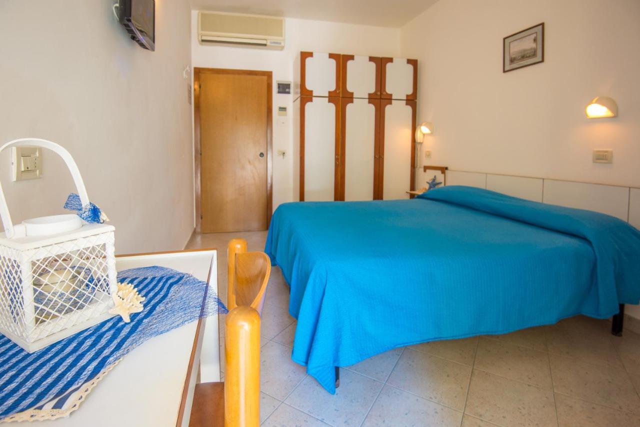Hotel Venezia กัตตอลิกา ภายนอก รูปภาพ