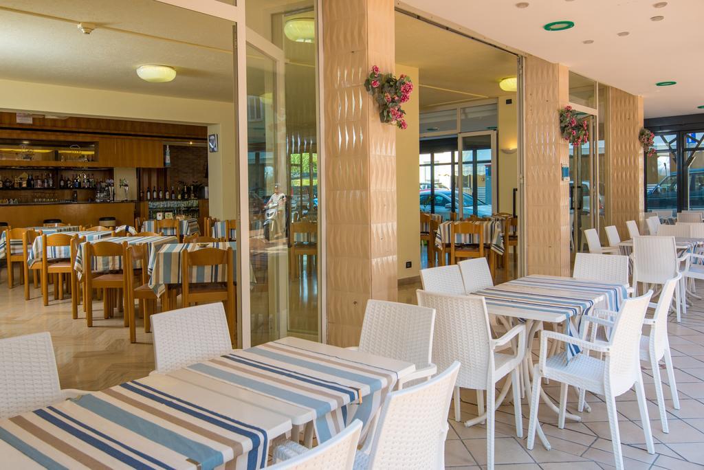 Hotel Venezia กัตตอลิกา ภายนอก รูปภาพ