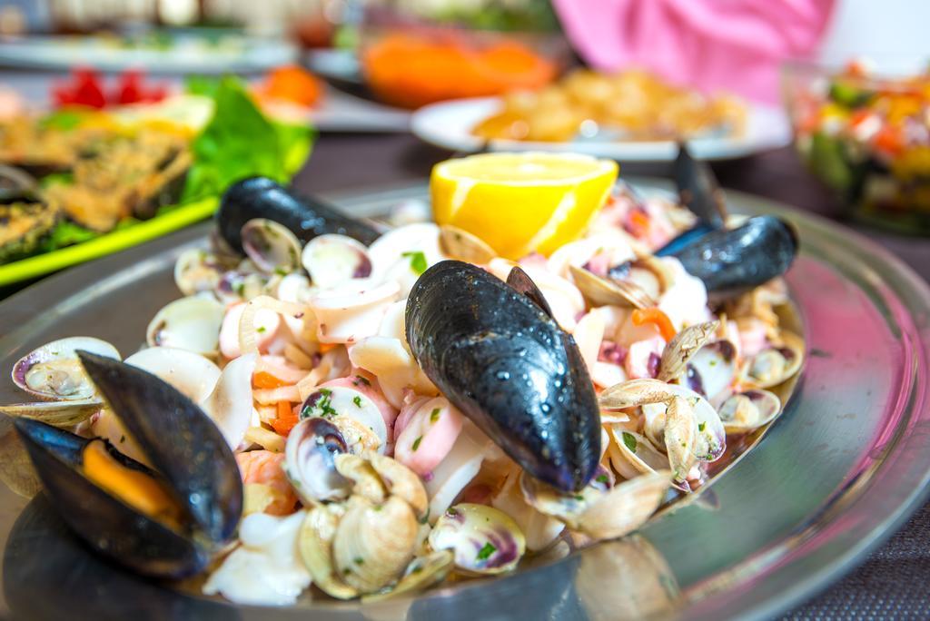 Hotel Venezia กัตตอลิกา ภายนอก รูปภาพ