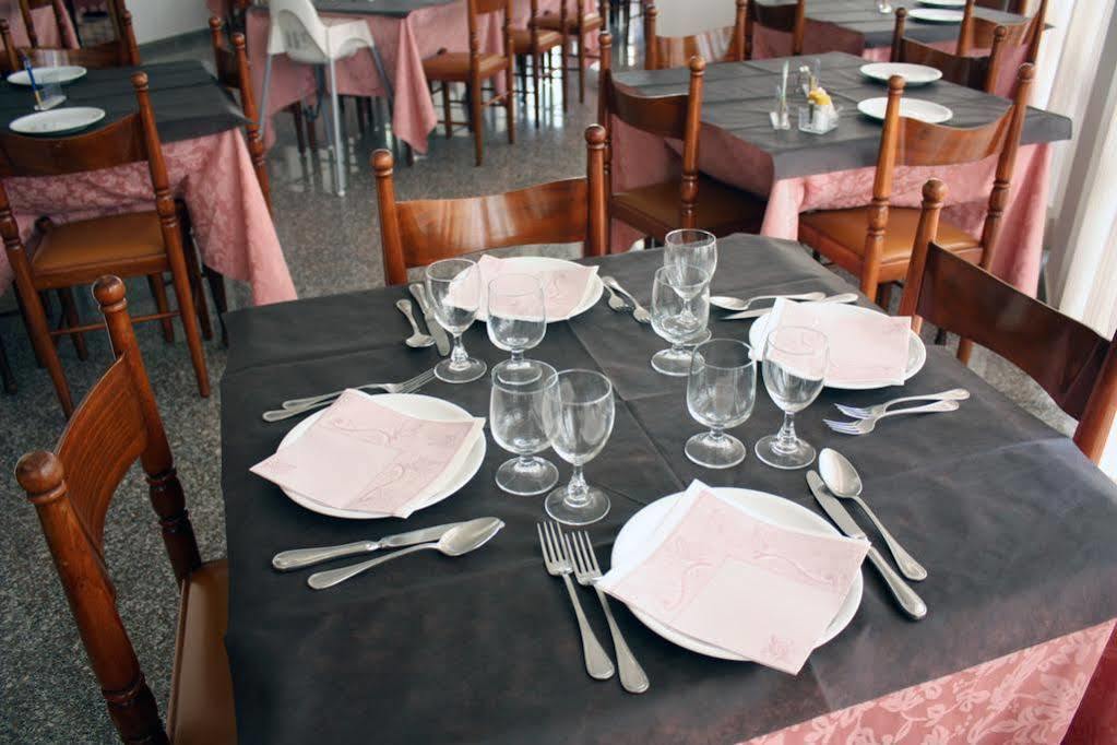 Hotel Venezia กัตตอลิกา ภายนอก รูปภาพ