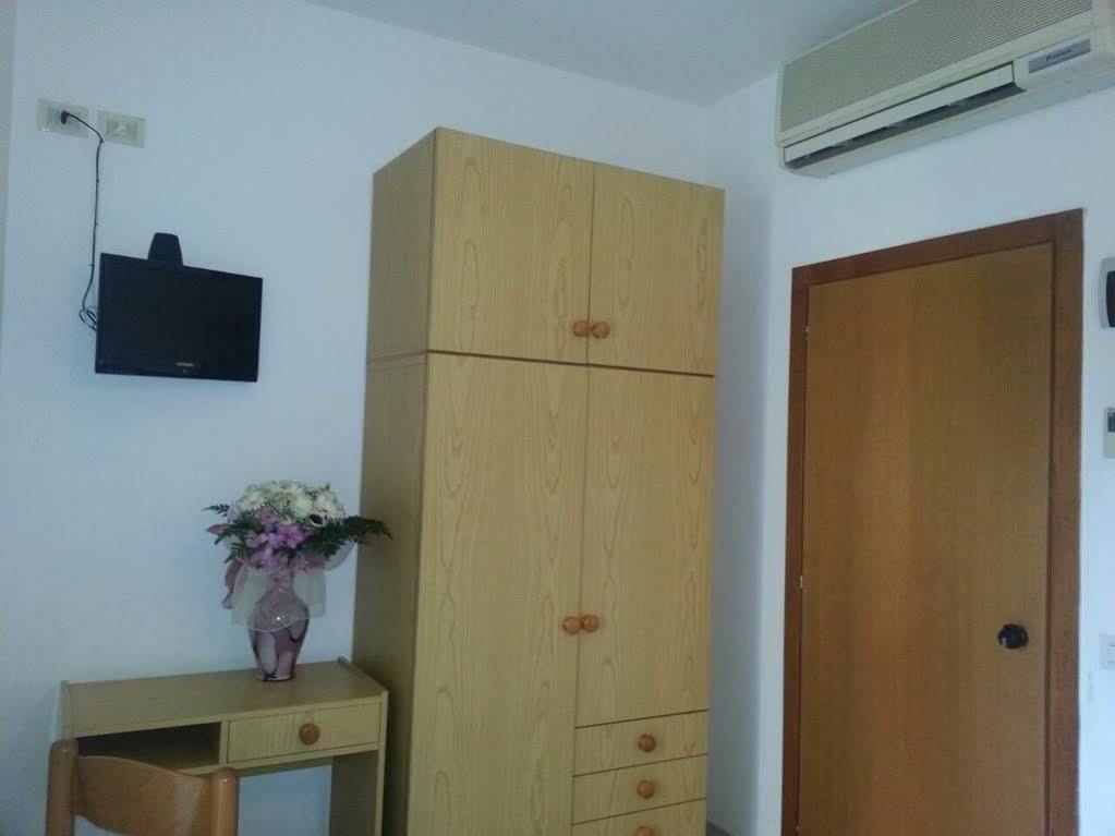 Hotel Venezia กัตตอลิกา ภายนอก รูปภาพ